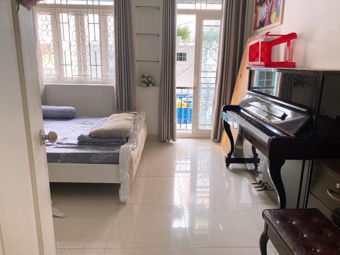 Phòng ngủ nhà phố Quận Tân Phú Nhà phố hướng Bắc diện tích sử dụng 148.5m2, đầy đủ nội thất.