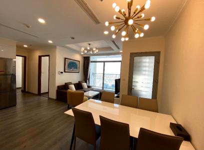 Căn hộ Vinhomes Central Park, Quận Bình Thạnh Căn hộ VInhomes Central Park tầng 4 thiết kế sang trọng, đầy đủ nội thất.