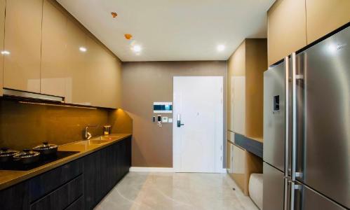 Nhà mẫu Sunshine Diamond River, Quận 7 Căn hộ Sunshine Diamond River tầng cao, nội thất cơ bản.