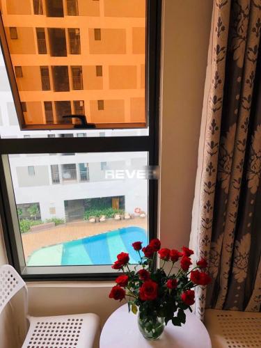 View căn hộ River Gate , Quận 4 Căn hộ Office-tel River Gate tầng 11 view hồi bơi, đầy đủ nội thất.