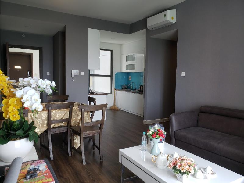 Căn hộ tầng trung The Sun Avenue view thoáng mát ngắm thành phố