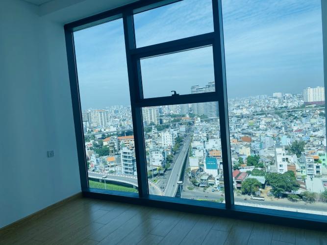 Phòng ngủ căn hộ Sunwah Pearl, Bình Thạnh Căn hộ Sunwah Pearl cửa hướng Tây Bắc view thoáng mát, nội thất cơ bản.