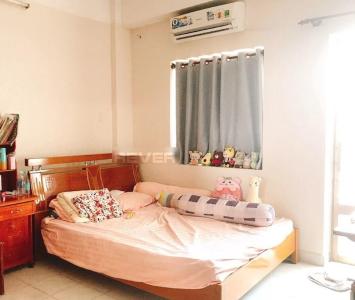 Phòng ngủ  căn hộ Chung cư Khánh Hội 1, Quận 4 Căn hộ Chung cư Khánh Hội 1 tầng 8 thoáng mát, đầy đủ nội thất.