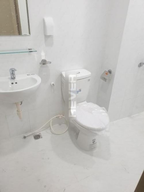 Phòng tắm , Căn hộ Green Hills Apartment , Quận Bình Tân Căn hộ Green Hills Apartment tầng 11 thoáng mát, nội thất cơ bản.