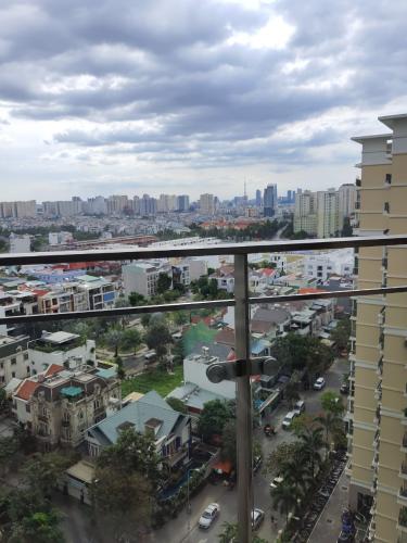 Ban công căn hộ Estella Heights, Quận 2 Căn hộ Estella Heights view thành phố, ban công hướng Đông Nam.
