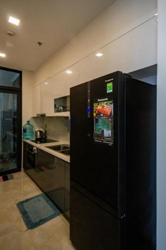 Phòng bếp căn hộ Vinhomes Golden River Căn hộ Vinhomes Golden River view thành phố, nội thất đầy đủ.
