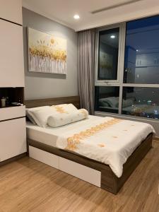 Phòng ngủ Vinhomes Central Park Căn hộ Vinhomes Central Park tầng cao, view hướng nội khu thoáng mát.