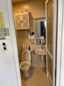 Phòng tắm căn hộ Moonlight Park View, Quận Bình Tân Căn hộ Moonlight Park View gồm 3 phòng ngủ, đầy đủ nội thất sang trọng.