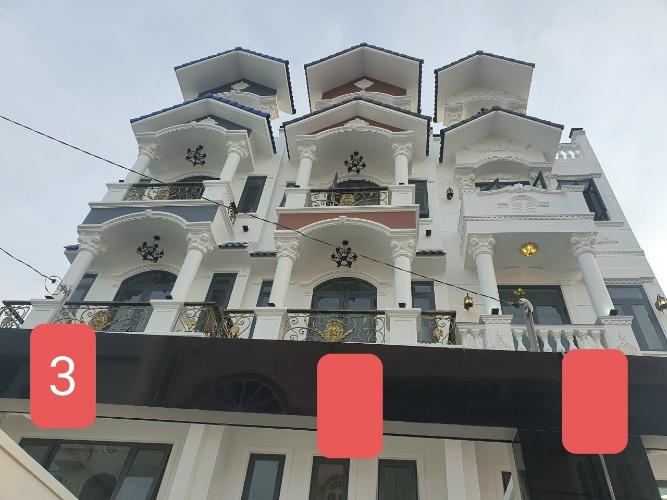 Mặt tiền nhà (Căn số 3) Nhà phố hướng Bắc diện tích sử dụng 231m2, hẻm xe hơi.
