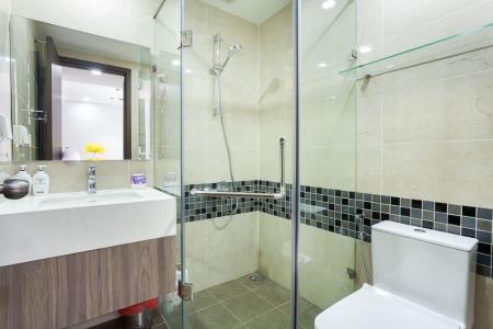 toilet căn hộ The Tresor Cho Thuê Căn hộ The Tresor, diện tích 65m2, bao gồm 2 phòng ngủ, đầy đủ nội thất