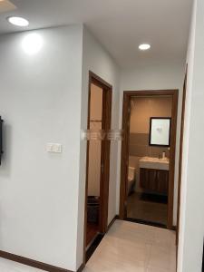 Căn hộ Richstar, Tân Phú Căn hộ Richstar tầng trung, view thành phố sầm uất.