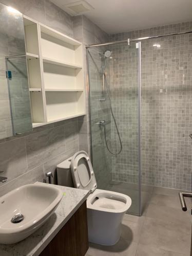 Căn hộ Kingdom 101, Quận 10 Căn hộ Kingdom 101 nội thất cơ bản, view thành phố.