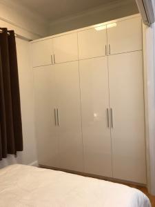 Phòng ngủ The Manor, Bình Thạnh Căn hộ Officetel The Manor tầng trung, view thành phố.