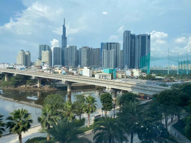 View ban công Vinhomes Golden River, Quận 1 Căn hộ Officetel Vinhomes Golden River ban công hướng Đông Bắc.