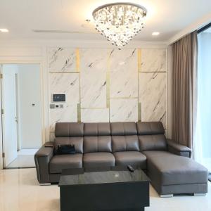 phòng khách Vinhomes Golden River Căn hộ Vinhomes Golden River tầng trung, nội thất đầy đủ