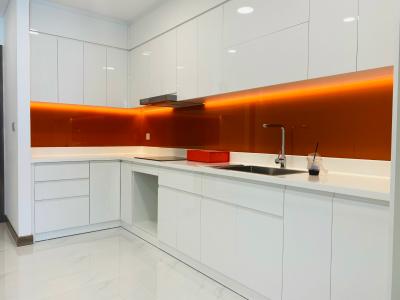 Phòng bếp căn hộ Sunwah Pearl, Bình Thạnh Căn hộ Sunwah Pearl cửa hướng Tây Bắc view thoáng mát, nội thất cơ bản.