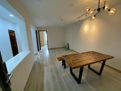 Căn hộ chung cư Khánh Hội 1, Quận 4 Căn hộ chung cư Khánh Hội view thành phố sầm uất, nội thất đầy đủ.