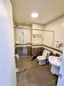 Phòng tắm The Park Residence, Nhà Bè Căn hộ The Park Residence đầy đủ nội thất, hướng Tây Nam.