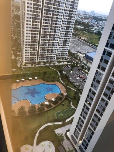 View Vinhomes Grand Park Quận 9 Căn hộ Vinhomes Grand Park view nội khu thoáng mát, tầng trung.