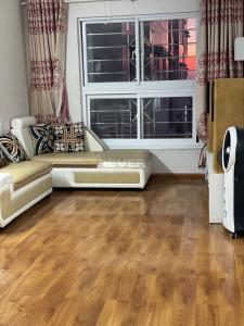 Phòng khách căn hộ Ehome 3, Quận Bình Tân Căn hộ tầng 8 Ehome 3 hướng Tây Bắc thoáng mát, đầy đủ nội thất.