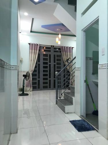 Phòng ngủ nhà phố Nhà phố Quận Bình Tân hướng Bắc, sổ hồng riêng bàn giao nhanh.