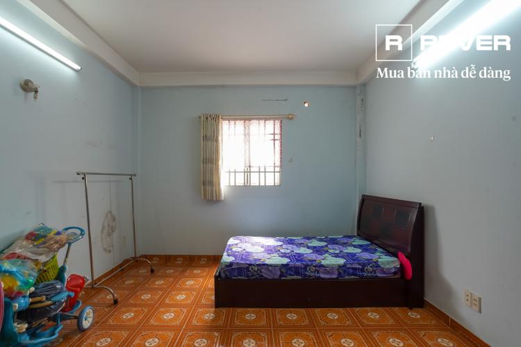 Phòng ngủ nhà phố Tân Bình Bán nhà 3 tầng Nguyễn Sỹ Sách, Tân Bình, đầy đủ nội thất, cách chợ Tân Trụ 250m