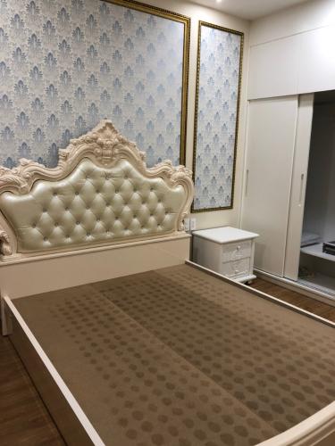 Phòng ngủ căn hộ The Gold View Bán căn hộ The Gold View thuộc tầng cao, 2 phòng ngủ, diện tích 85m2, đầy đủ nội thất.