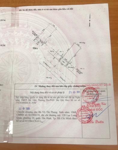  Nhà phố hướng Tây Nam, mặt tiền đường xe hơi rộng rãi.