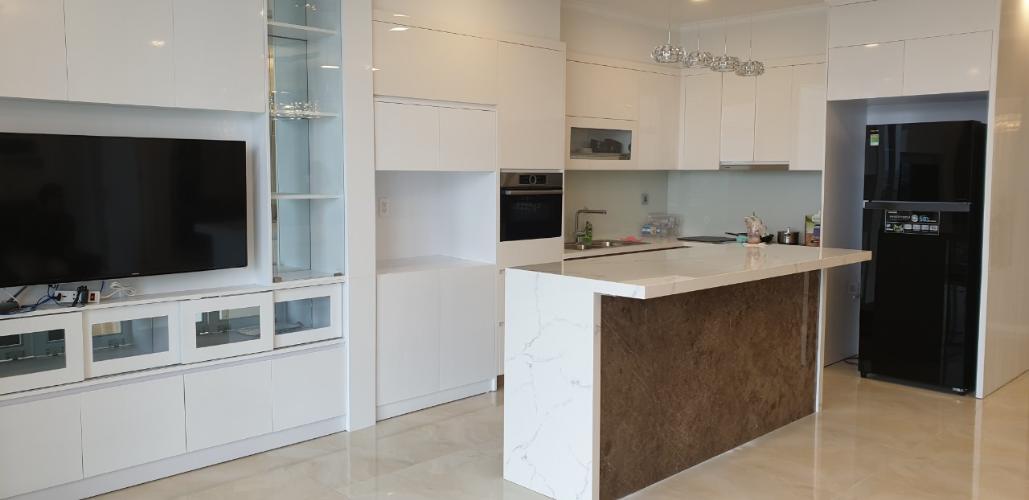 phòng bếp Vinhomes Golden River Căn hộ Vinhomes Golden River tầng trung, nội thất đầy đủ