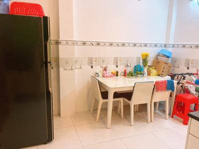 Không gian nhà phố Quận Tân Phú Nhà phố hướng Bắc diện tích sử dụng 148.5m2, đầy đủ nội thất.