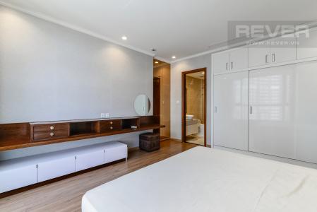 Căn hộ Vinhomes Central Park, Quận Bình Thạnh Căn hộ Vinhomes Central Park cửa hướng Tây, nội thất đầy đủ tiện nghi.