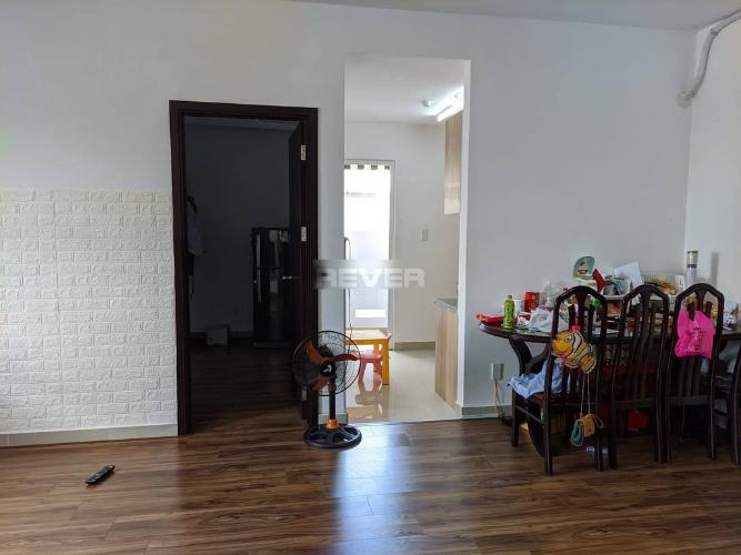 Phòng ăn Đạt Gia Residence Căn hộ Đạt Gia Residence đầy đủ nội thất, sàn lót gỗ.