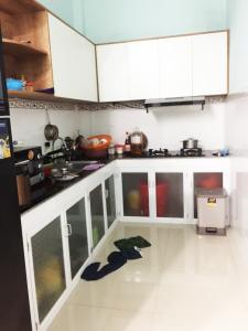 Phòng bếp nhà phố Quận 7 Bán nhà đường Mai Văn Vĩnh, Quận 7, sổ hồng, cách mặt tiền Nguyễn Thị Thập 400m