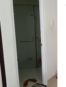 Phòng tắm căn hộ Topaz Garden Căn hộ Topaz Garden đầy đủ nội thất tiện nghi, hướng Đông Nam.