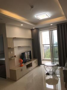 phòng khách căn hộ sài gòn mia Bán căn hộ 2 phòng ngủ Saigon Mia đầy đủ nội thất, dọn ở ngay.