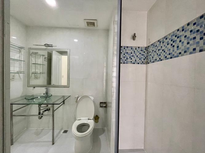 Phòng tắm căn hộ Sky Garden 3, Quận 7 Căn hộ Sky Garden 3 tầng 6, view cây xanh thoáng mát trong lành.