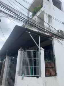 Mặt tiền nhà phố Hiệp Bình Phước, Thủ Đức Nhà phố hướng Tây Bắc, sân thượng rộng, khu dân cư an ninh.