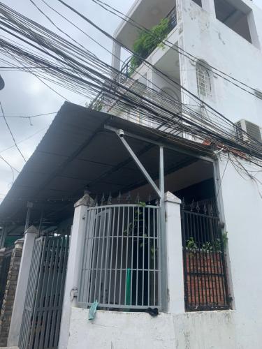 Mặt tiền nhà phố Hiệp Bình Phước, Thủ Đức Nhà phố hướng Tây Bắc, sân thượng rộng, khu dân cư an ninh.