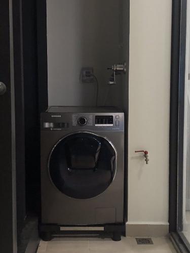 Nội thất căn hộ Vinhomes Golden River Căn hộ Vinhomes Golden River tầng cao view đẹp, đầy đủ nội thất.