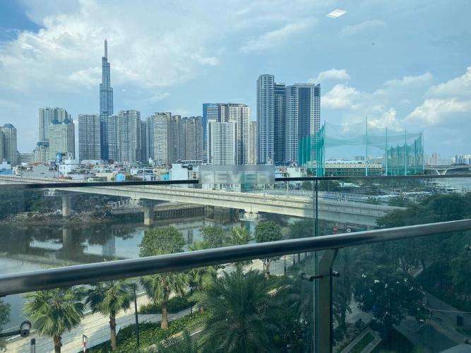 View Vinhomes Golden River Quận 1 Office-tel Vinhomes Golden River đầy đủ nội thất, view Landmark 81.