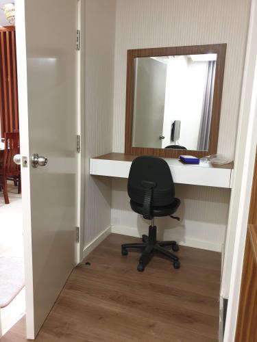 Căn hộ LuxCity, Quận 7 Căn hộ LuxCity view thoáng mát, đầy đủ nội thất tiện nghi.