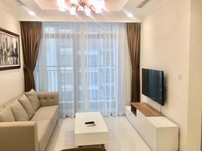 Phòng khách Vinhomes Central Park Căn hộ Vinhomes Central Park tầng trung kèm nội thất đầy đủ.