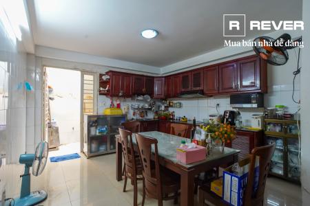 Phòng ăn và bếp nhà phố Tân Bình Bán nhà 3 tầng Nguyễn Sỹ Sách, Tân Bình, đầy đủ nội thất, cách chợ Tân Trụ 250m