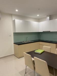 Căn hộ Vinhomes Grand Park quận 9 Căn hộ Vinhomes Grand Park tầng trung, hướng view Đông Nam.