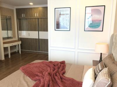 Phòng ngủ căn hộ Vinhomes Central Park, Quận Bình Thạnh Căn hộ cao cấp Vinhomes Central Park tầng cao, đầy đủ nội thất.