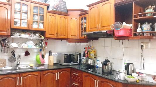 Phòng bếp căn hộ Chung cư Khánh Hội 1, Quận 4 Căn hộ Chung cư Khánh Hội 1 tầng 8 thoáng mát, đầy đủ nội thất.