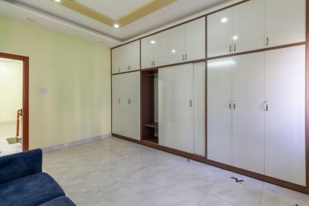 Nhà phố quận 7 Nhà phố mặt tiền hướng Nam, khu dân cư an ninh yên tĩnh.