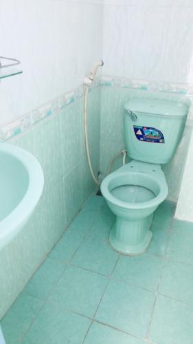 Không gian nhà phố Quận Gò Vấp Nhà phố kết cấu 1 trệt 1 lầu hướng Đông mát mẻ, khu vực an ninh tốt.