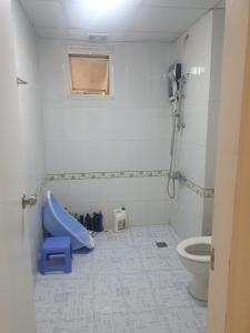 Phòng tắm căn hộ Happy City, Bình Chánh Căn hộ Happy City tầng thấp view nội khu yên tĩnh, nội thất cơ bản.