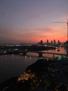 Căn hộ Saigon Pearl , Quận Bình Thạnh Căn hộ Saigon Pearl tầng 21 đầy đủ nội thất, view thoáng mát.